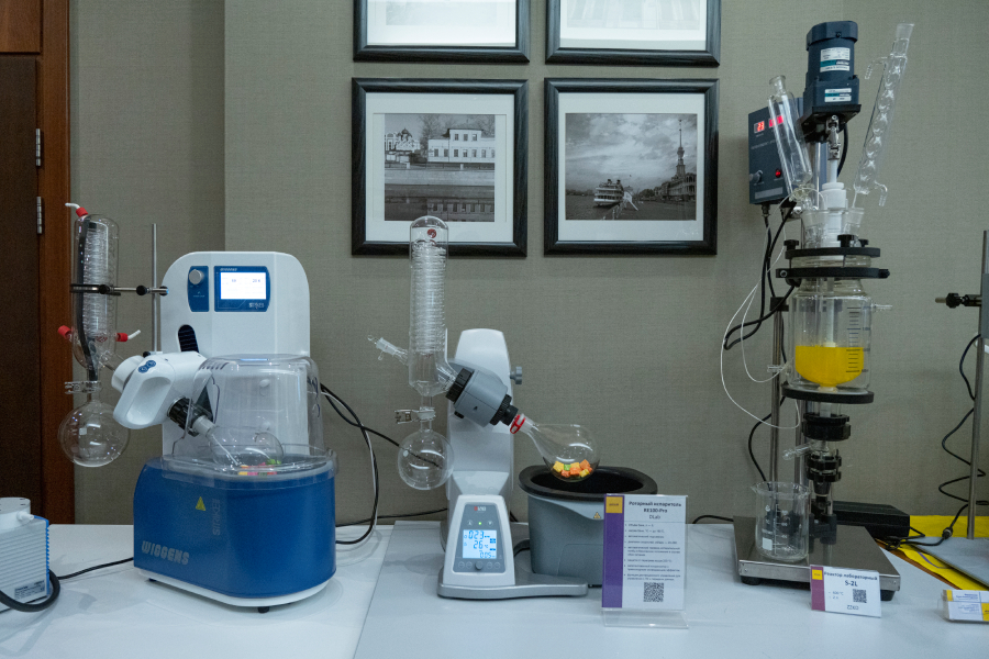 Испаритель роторный RE100-Pro, вертикальный холодильник, DLab, Китай