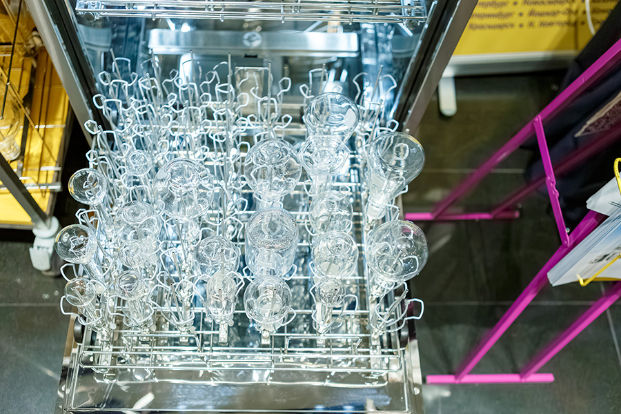 Посудомоечные машины в секции "Химический синтез. Испытательное и посудомоечное оборудование"